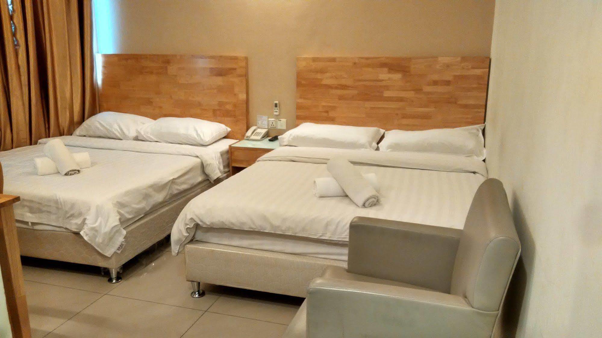 Hotel Desaria Petaling Jaya Exterior foto